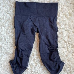 Lululemon navy blue size 4 leggings